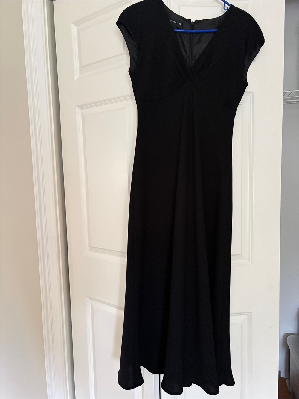 Jones New York Black Midi Dress with Cap Sleeves